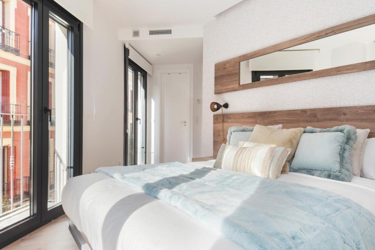Incredible Design 2 Bedroom Apartment In Centro Madrid Eksteriør bilde