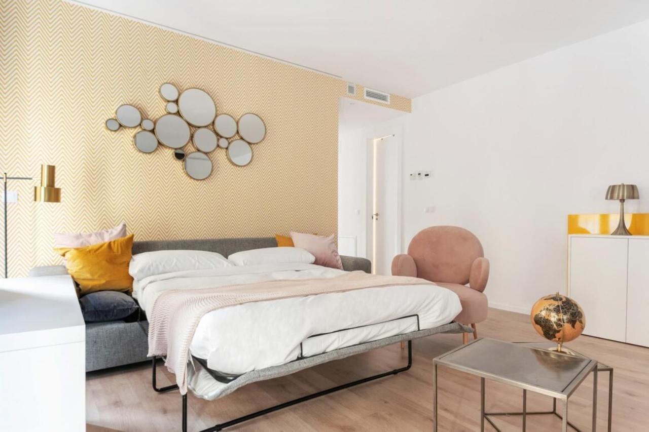 Incredible Design 2 Bedroom Apartment In Centro Madrid Eksteriør bilde