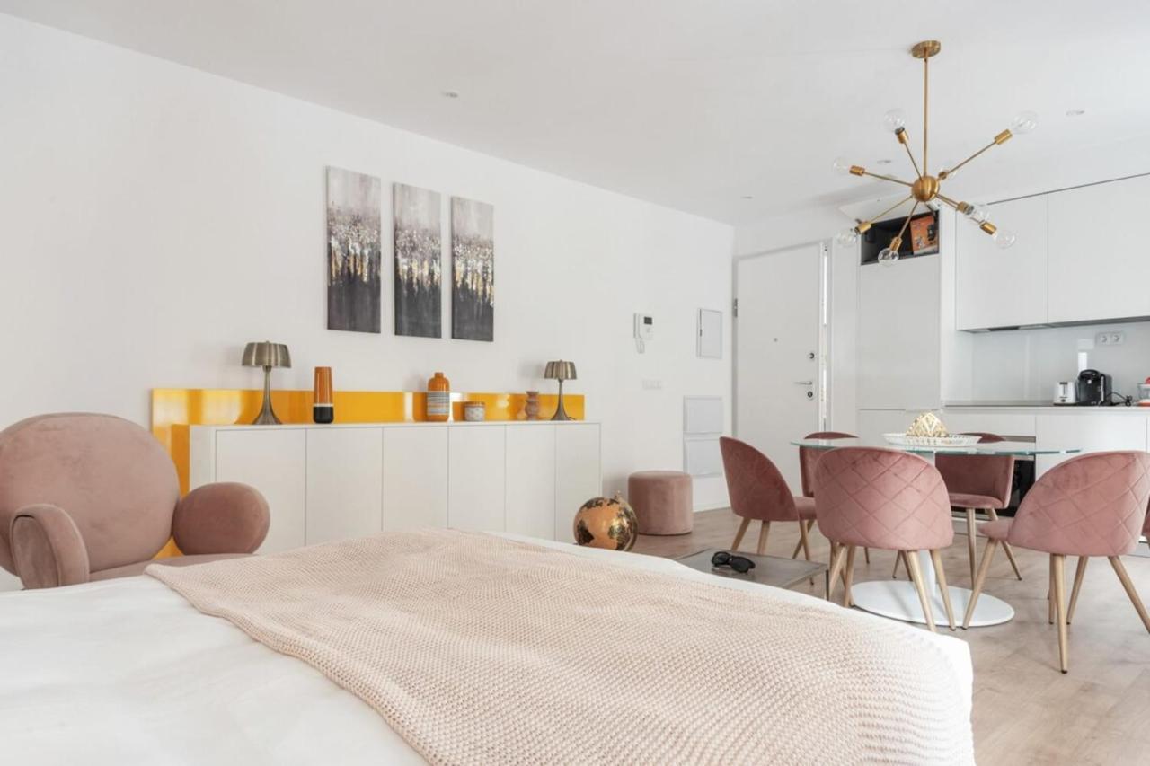 Incredible Design 2 Bedroom Apartment In Centro Madrid Eksteriør bilde
